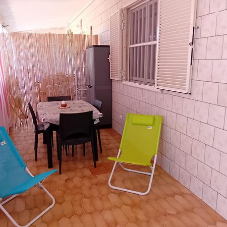 Vila Mare Sole Vento 38 Punta Prosciutto Torre Colimena Exteriér fotografie